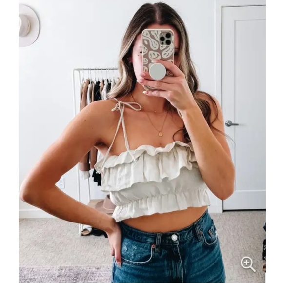 Reformation Tops - Reformation 100% Linen Ruffle shoulder tie crop top size Small in oatmeal
